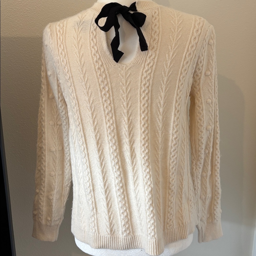 LOFT Cream knit sweater with black bow detail - Picture 3 of 8